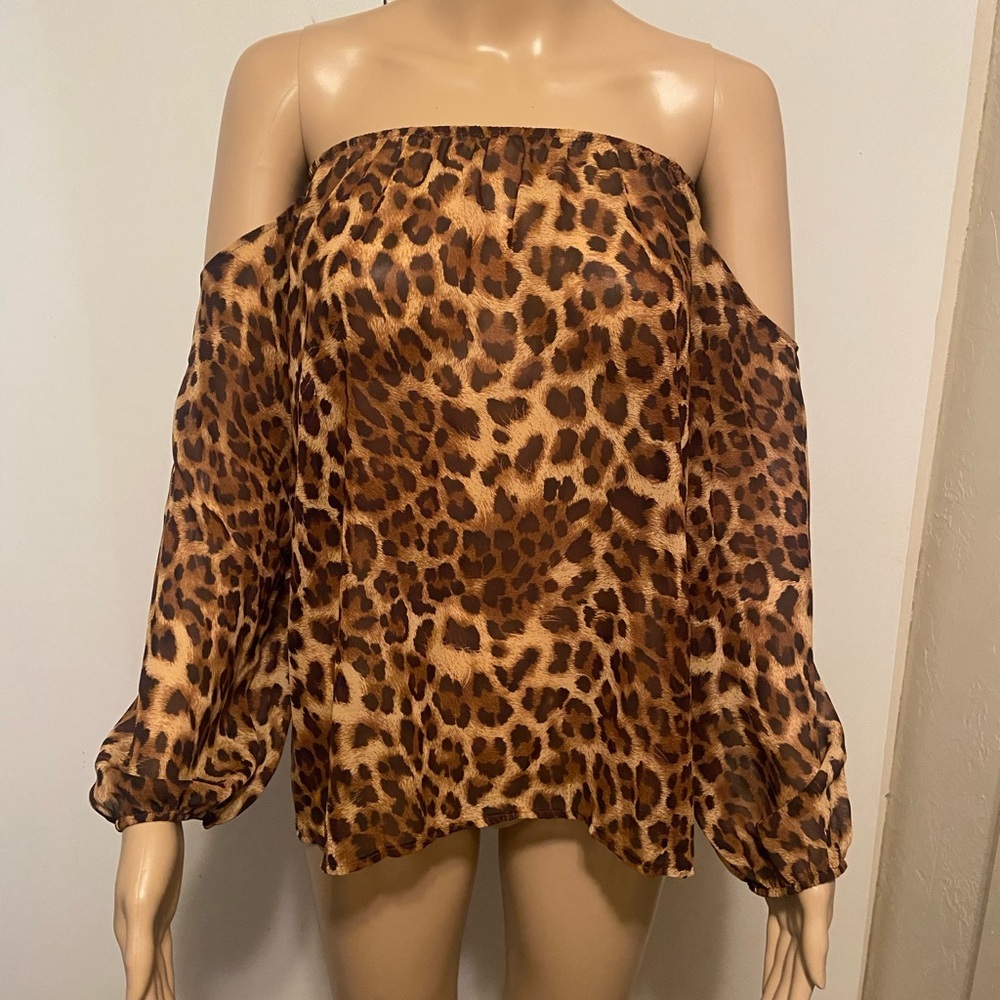 Diosa brand sheer women’s blouse size M, off shoulder, leopard